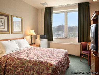 Elkins Inn And Suites Rom bilde